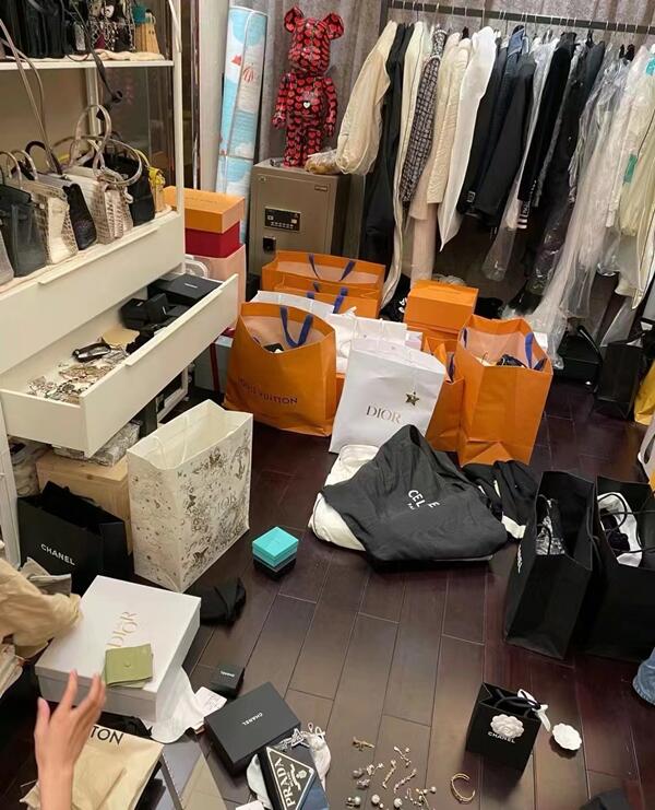 兴山县回收顶奢鞋服